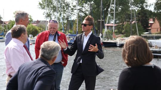 Jest połączenie z Gryfinem Jest połączenie z Gryfinem