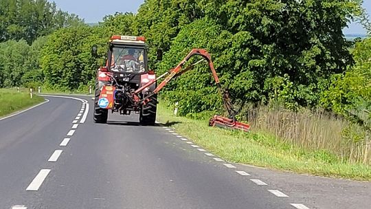 Jest sucho, ale koszą. Będziemy mieli "żółte pobocza"? Jest sucho, ale koszą. Będziemy mieli "żółte pobocza"?