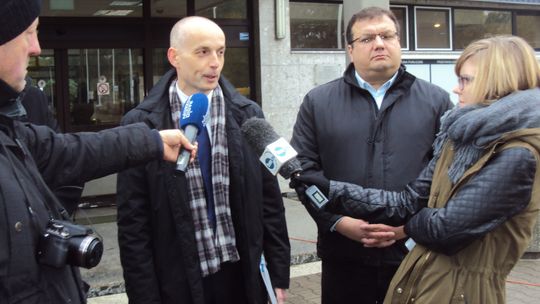 Kandydaci PiS protestowali pod elektrownią