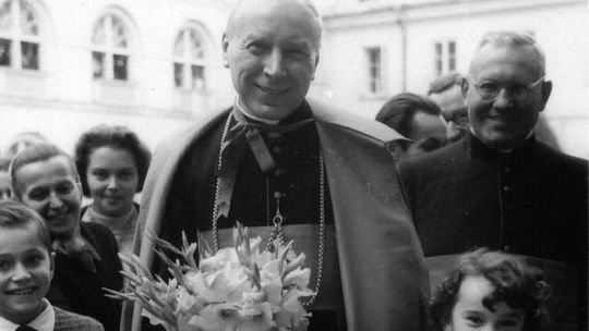 Kardynał Stefan Wyszyński i matka Róża Czacka wyniesieni na ołtarze
