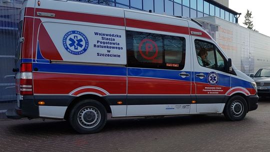 Karetki wożą coraz więcej zakażonych do szpitali