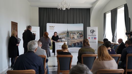 Kart z dziejów zamku książęcego w Szczecinie - warto po to sięgnąć