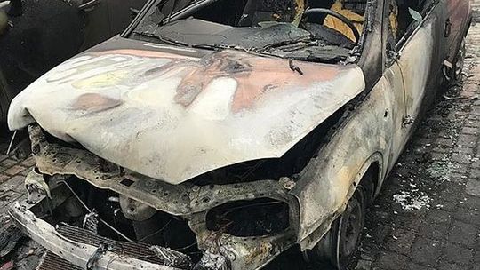 Kazał spalić auto swojej byłej. Pójdzie do więzienia