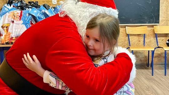 Każde dziecko otrzymało prezent od mikołaja [ZDJĘCIA]