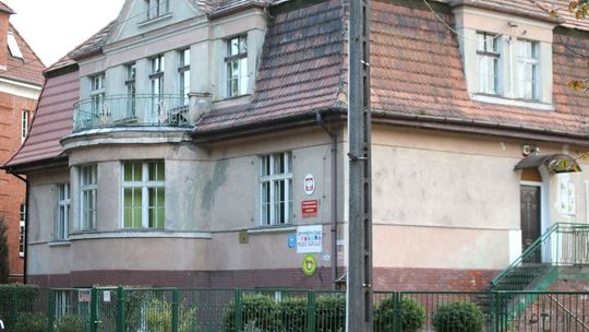 Kiedy władze dostrzegą stan budynku, gdzie mieści się przedszkole? Mamo, tato, jeśli Ty nie zawalczysz o swoje dziecko, to nikt tego za Ciebie nie zrobi - apeluje czytelniczka