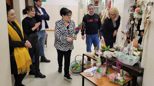 Kiermasz wielkanocny Warsztatu Terapii Zajęciowej