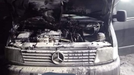 Kierowcy sami ugasili pożar samochodu