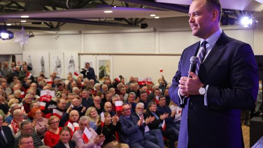 Karol Nawrocki chwalił Tadeusza Batyra i odwrotnie - dziwna autopromocja Karol Nawrocki chwalił Tadeusza Batyra i odwrotnie - dziwna autopromocja