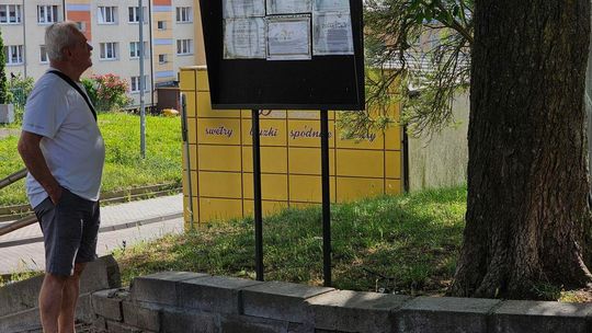 Klepsydra mierzy czas, ale żałoba mierzy naszą tęsknotę