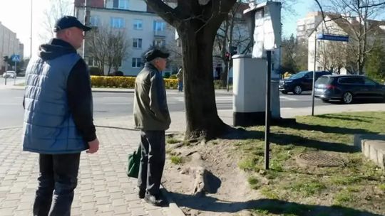 Klepsydra to metafora upływającego czasu i jego niepowtarzalności