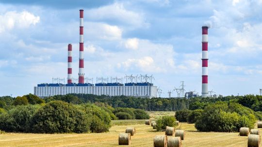 Kolejna umowa PGE GiEK. Sprawa dotyczy tym razem budowy układu wyprowadzenia mocy