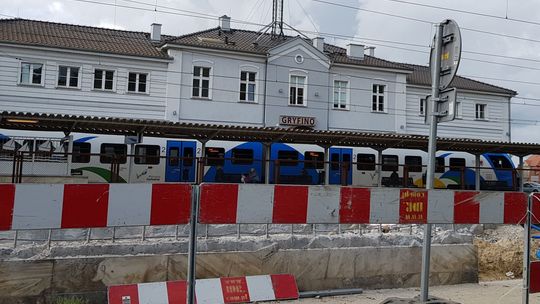 Kolejne kilometry nowych torów