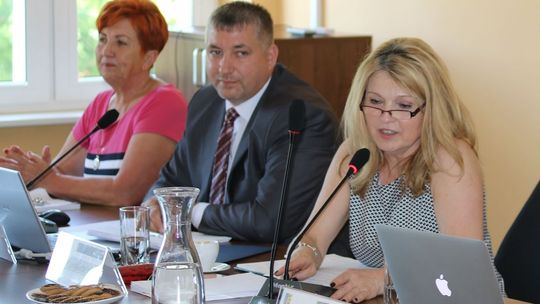 Kolejne samorządy (dwa z naszego powiatu) z dofinansowaniem remontów bazy sportowej