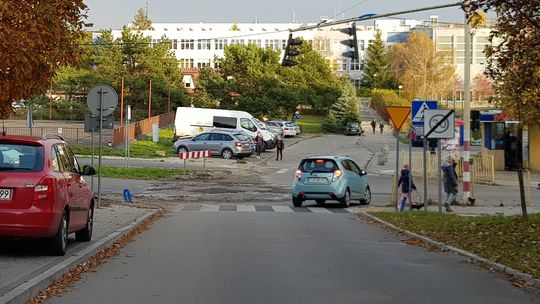 Kolejne trzy klasy przechodzą na nauczanie zdalne Kolejne trzy klasy przechodzą na nauczanie zdalne