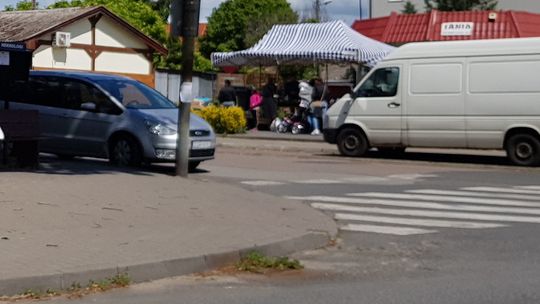 Kompletnie pijany bełkotał w samochodzie