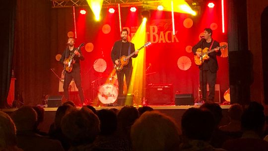 Koncert zespołu BeatBack - muzyczna podróż do świata The Beatles [ZDJĘCIA, FILM]