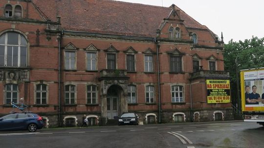 Koniec marzeń o przyjemnym urzędzie