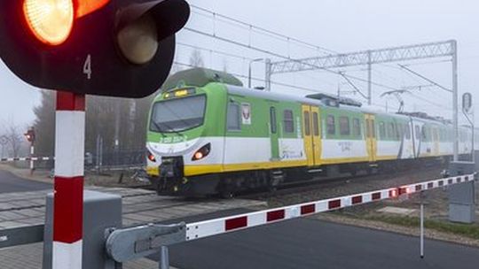 Pociągi skończą z sygnałami dźwiękowymi przed przejazdami. Gdzie te zasady?