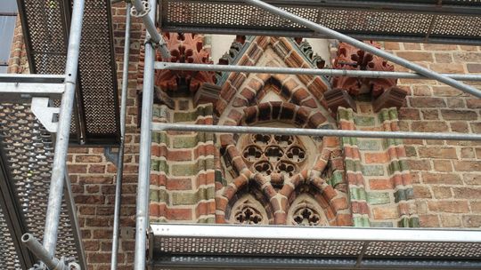 Kościół Mariacki powoli odzyskuje dawny blask Kościół Mariacki powoli odzyskuje dawny blask