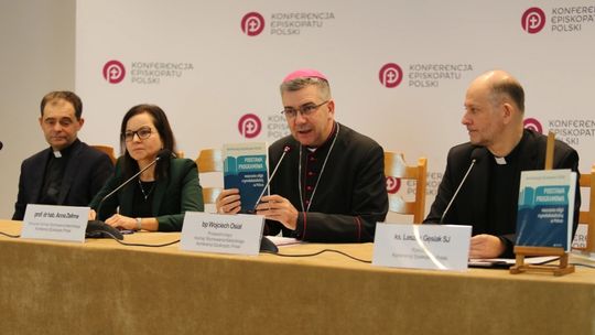 Kościół będzie inaczej nauczał religii. Nowy program dla szkół i parafii Kościół będzie inaczej nauczał religii. Nowy program dla szkół i parafii