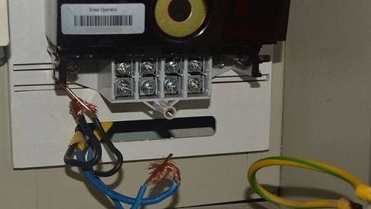 Kradł prąd na tzw. wcinkę