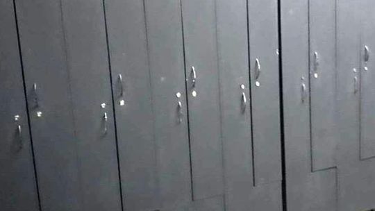 Kradną w strefie przemysłowej