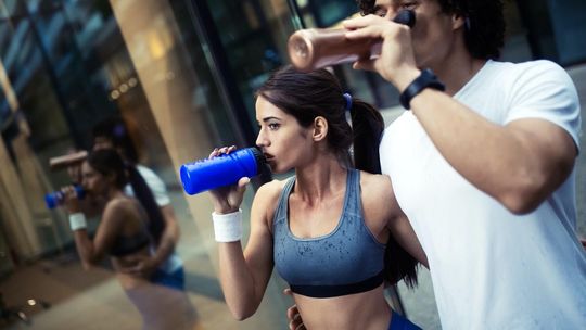 Kreatyna: Suplement o Niezwykłym Działaniu - Jak Dawkować? Kreatyna: Suplement o Niezwykłym Działaniu - Jak Dawkować?