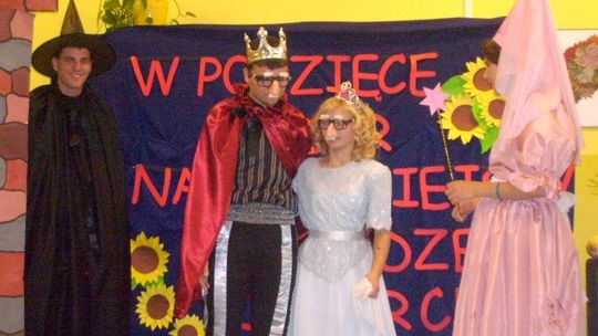 Krótka bajka z morałem i nagrody dyrektora