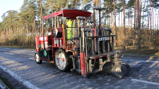 Kruszenie ostatniego odcinka poniemieckiej nawierzchni autostrady A6