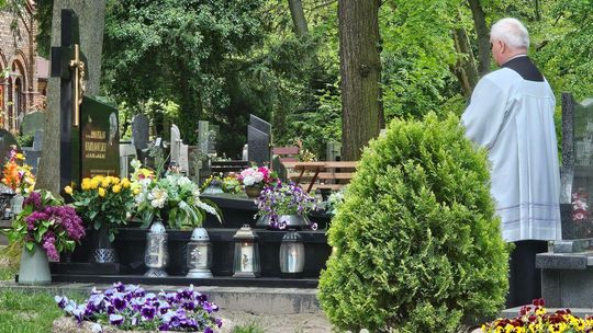 Ksiądz prałat Bronisław Kozłowski - wspomnienia w rocznice śmierci Ksiądz prałat Bronisław Kozłowski - wspomnienia w rocznice śmierci