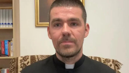 Dziesięcina dla Kościoła powraca? Pomysł księdza Szczęsnego wywoła reakcje