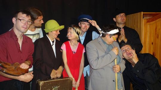 Kto komu i jak pomaga w Wiosce cudów