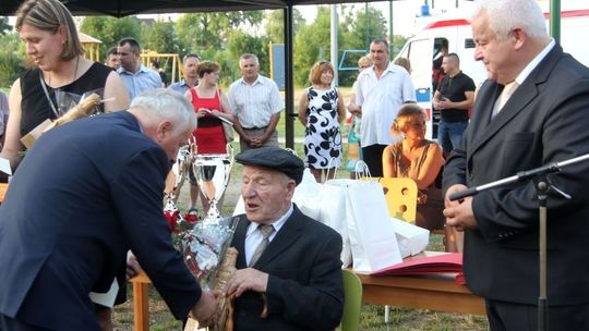 Kto się zasłużył