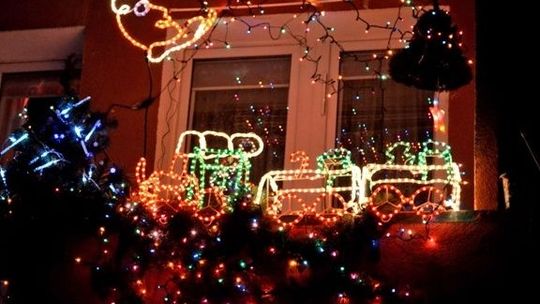 Która posesja i balkon najładniej oświetlona