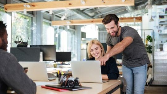 Które branże na terenie Szczecina prowadzą obecnie najaktywniejsze rekrutacje? Sprawdzamy rynek pracy Które branże na terenie Szczecina prowadzą obecnie najaktywniejsze rekrutacje? Sprawdzamy rynek pracy