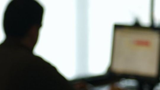 Laptopy i inne sprzęty wynieśli przez okno