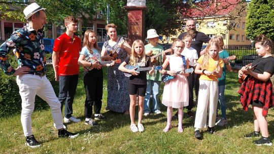 Laureaci konkursu zaproszeni przez Macieja Miecznikowskiego z zespołu Leszcze