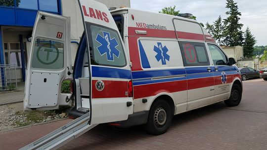 Liczba zgonów wskazuje na inną ilość zakażeń