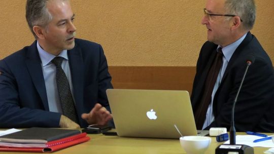 Likwidują klasy pierwsze. Nauczyciele do zwolnienia?