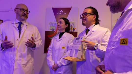 Local Content w Polsce. Jak rodzimy przemysł buduje strategiczną suwerenność i nową gospodarkę Local Content w Polsce. Jak rodzimy przemysł buduje strategiczną suwerenność i nową gospodarkę