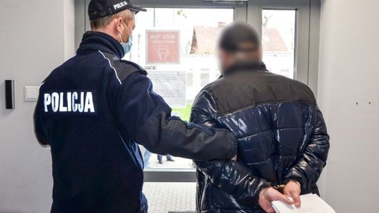 Łowcy głów zatrzymali oszusta internetowego. Wysłano za nim 14 listów gończych
