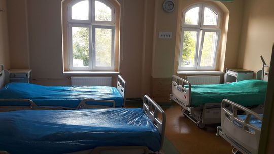 Łóżka „covidowe” już gotowe. Gryfiński szpital przygotowuje kolejne 