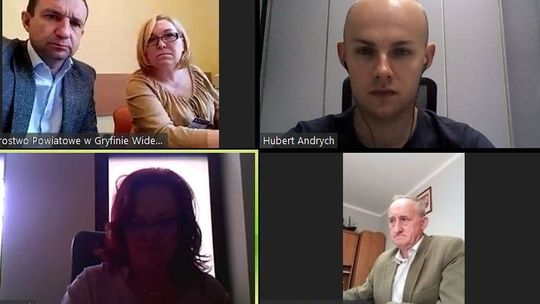 Ma pomysł na zlikwidowanie kolejek przed wydziałem komunikacji