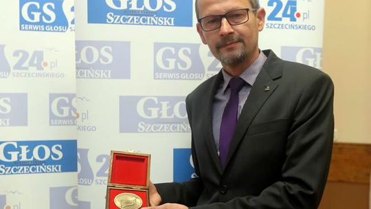 Maciej Ostrowski radnym na medal