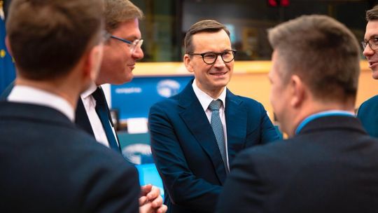 Morawieckiego chcą pozbawić immunitetu by mógł stanąć przed sądem? Chętnie się go zrzeknę - mówił były premier Morawieckiego chcą pozbawić immunitetu by mógł stanąć przed sądem? Chętnie się go zrzeknę - mówił były premier