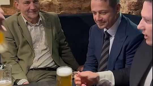 Mentzen i Stanowski zarobili na wyborach. Skąd pieniądze?