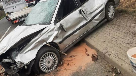 Miał 2,3 promila i dachował