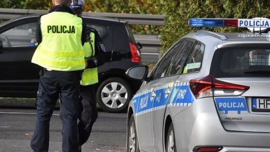 Miał zakaz, a jechał, więc ponownie stanie przed sądem