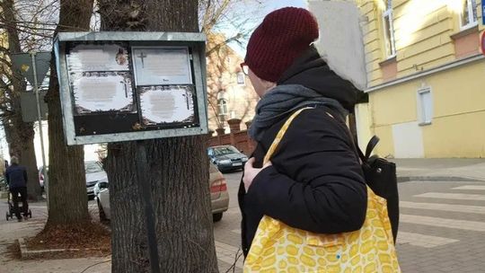 Mieć kogoś bliskiego i stracić - to jak kupić szczęście i łzami zapłacić