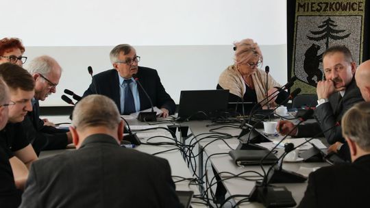 Mieszkańcy przyjmują uchodźców. Jednak władze gminy oficjalnie nie potępiły agresji Rosji na Ukrainę Mieszkańcy przyjmują uchodźców. Jednak władze gminy oficjalnie nie potępiły agresji Rosji na Ukrainę